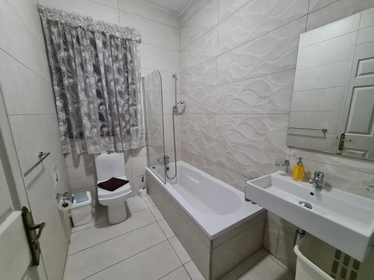 Spacious Seafront Apt Next To Sliema-Valeta Ferry エクステリア 写真