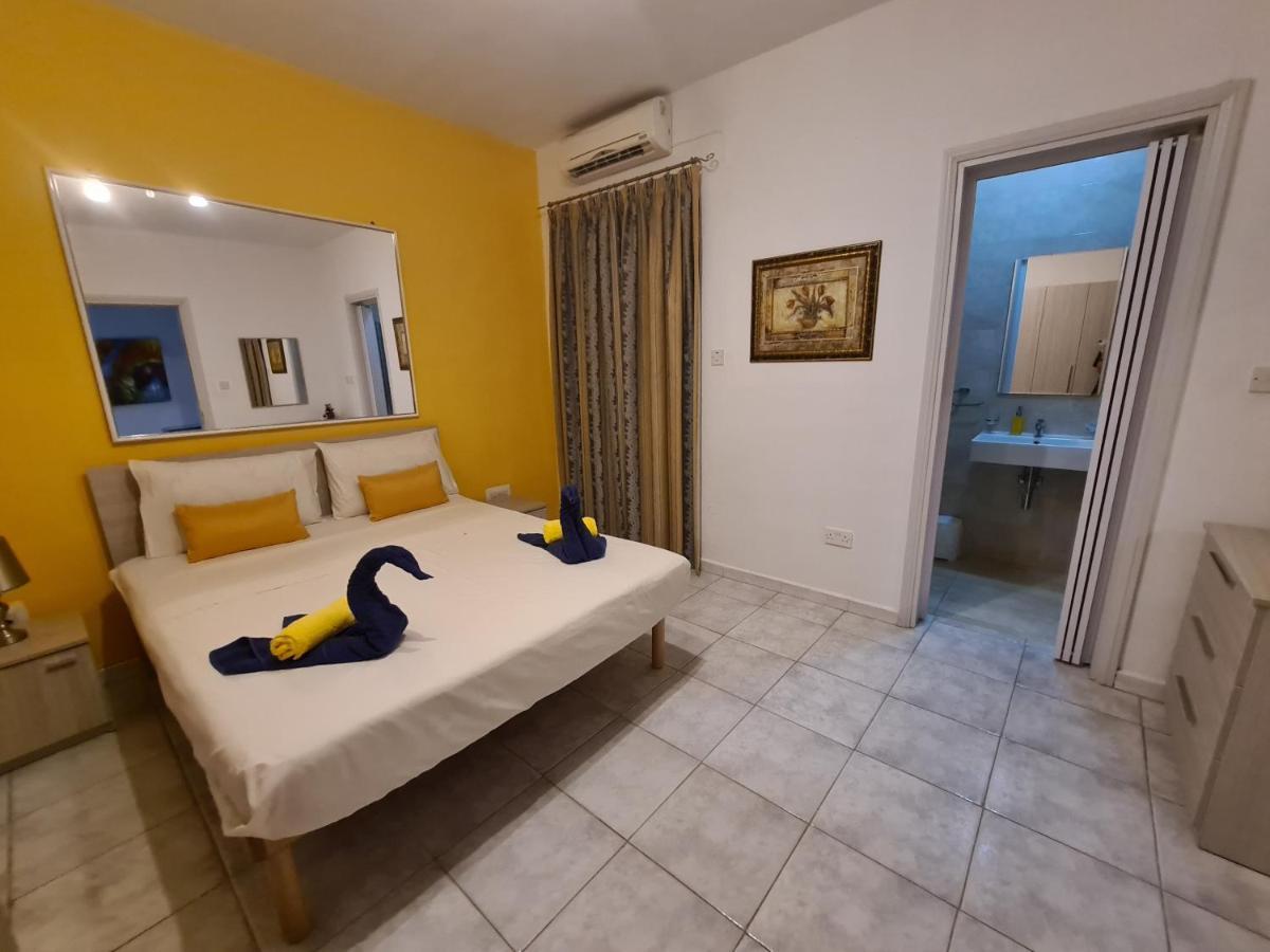 Spacious Seafront Apt Next To Sliema-Valeta Ferry エクステリア 写真