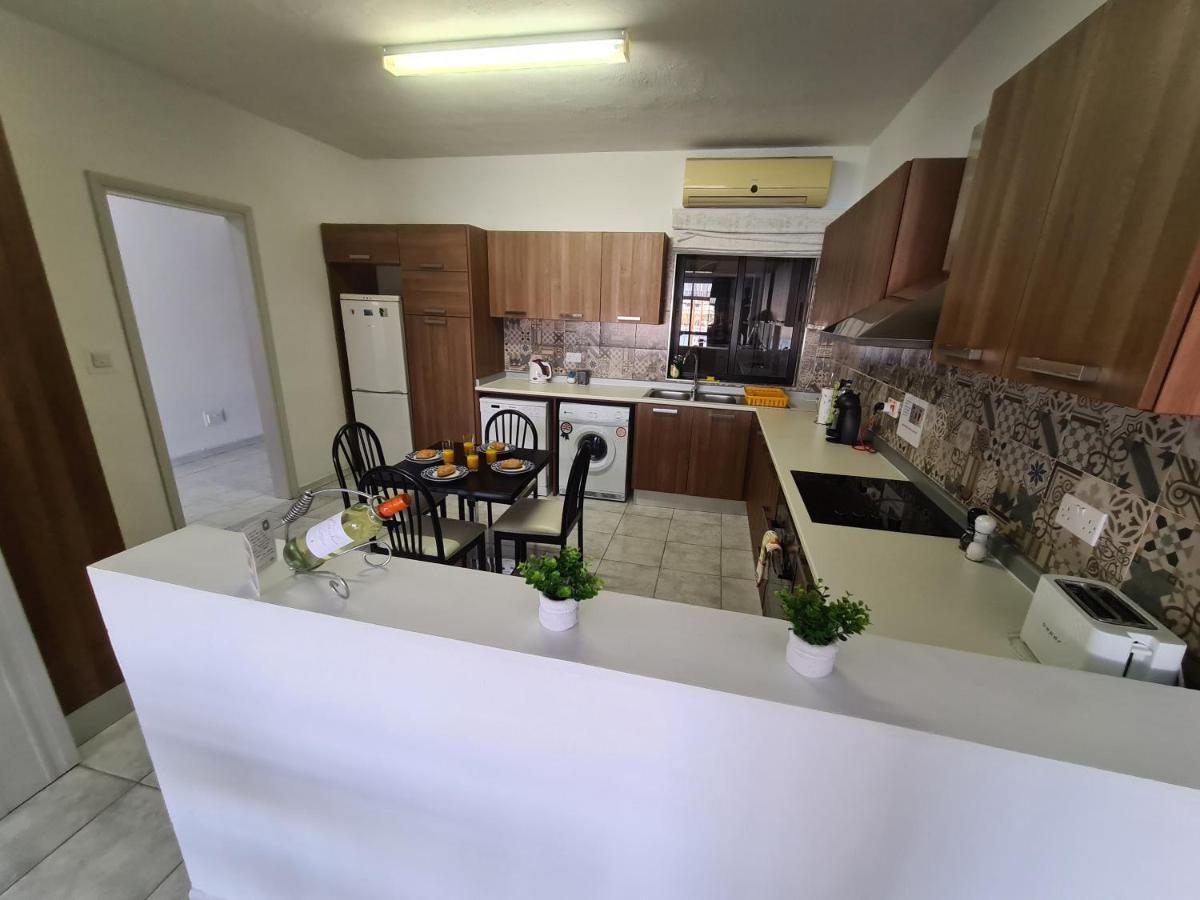 Spacious Seafront Apt Next To Sliema-Valeta Ferry エクステリア 写真